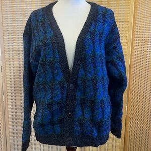 Vintage 1980s acrylic cardigan sweater blue, black, green  size medium